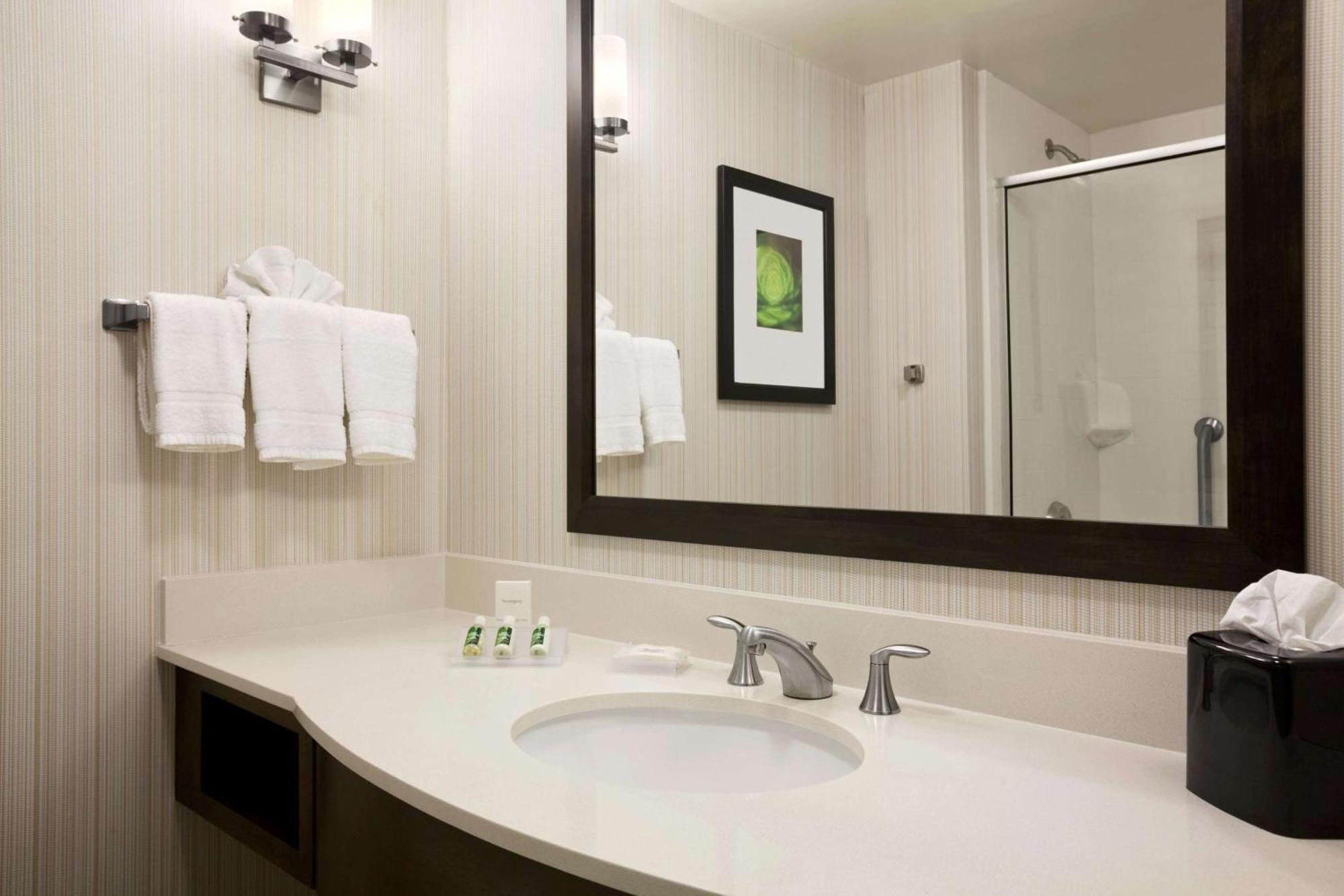 Hilton Garden Inn Rochester/Pittsford Bushnell Basin Ngoại thất bức ảnh